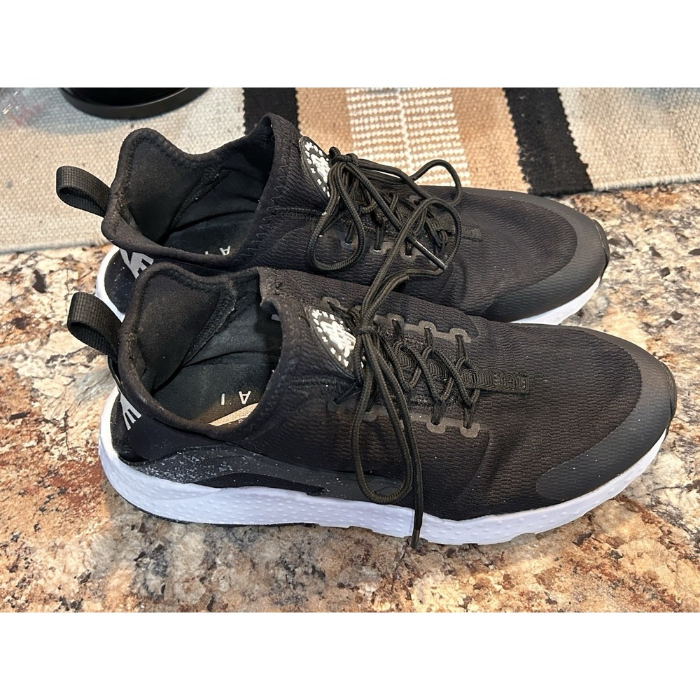 Nike Air Huarache 819685-011 Cool Grey Black White Men's 9.5 Athletic Sneakers